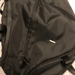 ボディーバッグ　ノートパソコン入るサイズの画像