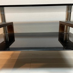 ガラステーブルの画像