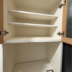 食器棚の画像