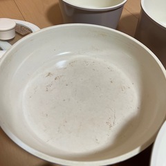 【自宅まで引き取れる方】フライパン14点セット アイリスオーヤマの画像