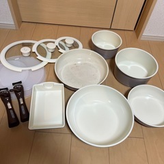 【自宅まで引き取れる方】フライパン14点セット アイリスオーヤマの画像