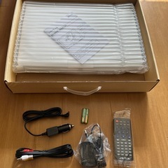 ASUTAS ポータブルDVDプレーヤー 17.9型 高画質液晶 15.6インチの画像