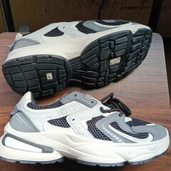 新品 24.5cm レディース スニーカー ホワイト 厚底 シューズ 識別番号:【N573-S】の画像