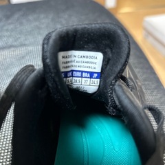 野球スパイクの画像