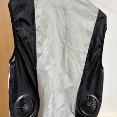 ［取引中］アイリスオーヤマ　ファン付きベストの画像