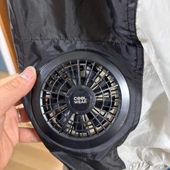 ［取引中］アイリスオーヤマ　ファン付きベストの画像