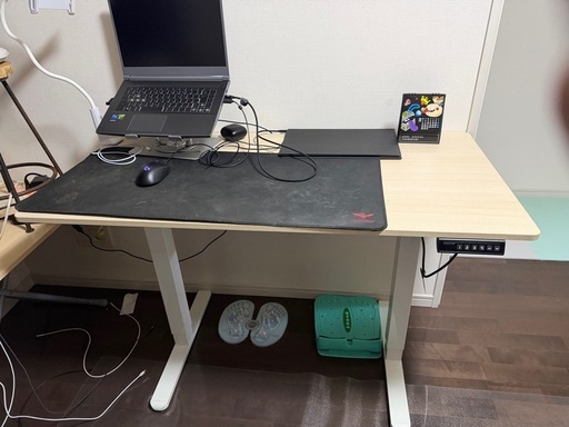 昇降式デスク