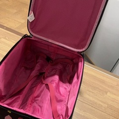 キティちゃんキャリーケース値下げ可能！の画像