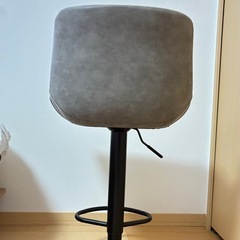 カウンターチェアの画像