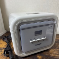 タイガー　炊飯器　3合炊きの画像