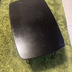 コンパクト折りたたみテーブルの画像