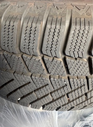 ホイル付スタッドレス　265/65R17  美品
