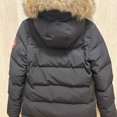 Canada Goose ダウンジャケットの画像