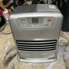 石油ファンヒーターの画像