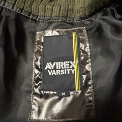 AVIREX VARSITY ダウンジャケット M 迷彩柄の画像
