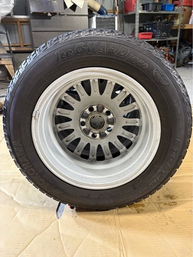 YOKOHAMAタイヤ　冬タイヤ　スタッドレス　