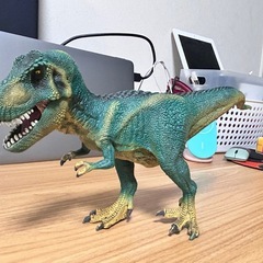 恐竜　高級フィギュア　2体点　ティラノサウルス、スピノサウルスの画像