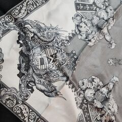 ∴sophia taleese(ソフィア・タリース) シルク100％。美しいモノトーンの大判ストール、いかがでしょうか？の画像