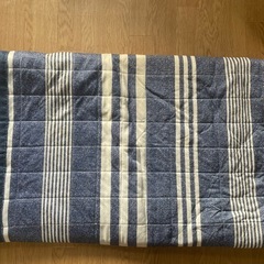 冷感ラグの画像