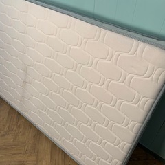 【訳ありタダでお譲りします】シングル　ベッドマットレスbの画像