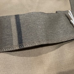 ブラウン カーテンの画像