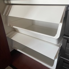 収納ボックスの画像