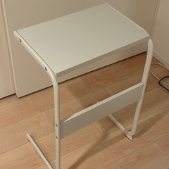 【使用1ヶ月未満】IKEA ソファーテーブルの画像