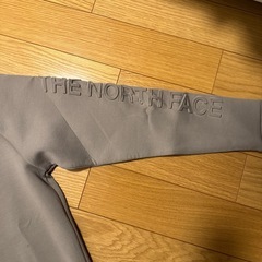 美品　ノースフェイス　ダンボール生地トレーナーの画像