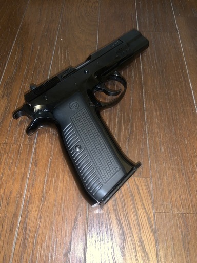 購入者決定　
マルシン　cz75   DUALMAXI   ダブルディープブラック　要調整