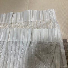 ホワイト レースカーテン 2枚　幅105×高さ166の画像