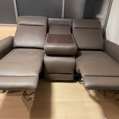リクライニングソファーの画像