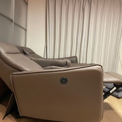 リクライニングソファーの画像
