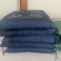 【未使用】座布団 10枚セットの画像