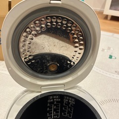 炊飯器の画像