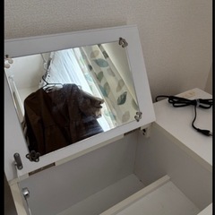 ドレッサー椅子なしの画像