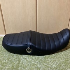 ★極上新古美品！Z900RS用タックロールシート　ゲルザブ加工実施‼︎の画像