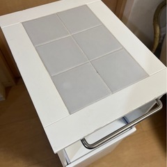 キッチンワゴン 炊飯器 ワゴン スライド式 ホワイト 幅31cm コンセント付きの画像