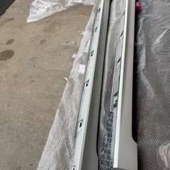 インプレッサスポーツ GP7 純正サイドステップ 左右セットの画像