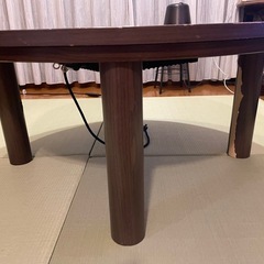 こたつ　丸型の画像