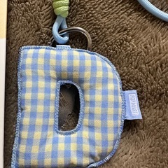 ラブブ LABUBU PIN FOR LOVE アルファベット ペンダントの画像