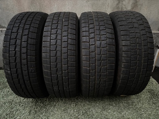 ダンロップ WINTER MAXX WM01 215/65R16 4 本