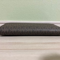 マイケルコース　長財布　
の画像