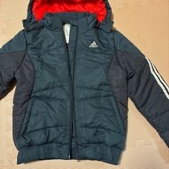 adidas アディダス  サイズ　140㎝　 カラー　ネイビー  中綿ジャケット　 　 の画像