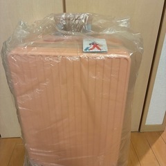 【未使用】63.5Lキャリーケース（ピンク）の画像