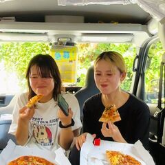 学校帰りにサクッと♪ 大山ハッピーロードの歩き配送スタッフの画像