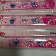 ステッチとポチャコのキラキラ✨20cmの定規の画像