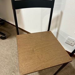 IKEA ダイニングテーブル・チェア2脚セットの画像