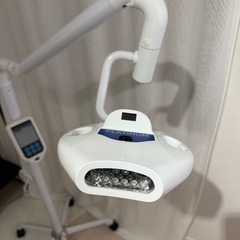 ホワイトニングマシンの画像