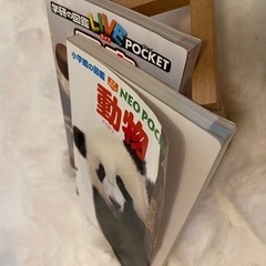 お取引き中になります。小学館図鑑NEOポケットと学研図鑑LIVEポケットの2冊セットの画像