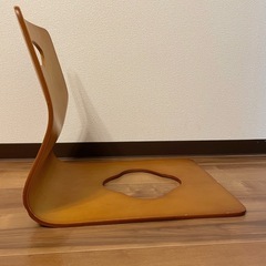 【訳あり】レトロな座椅子1脚の画像